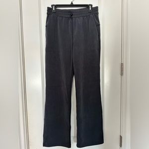 BRAND NEW LULULEMON SOFTSTREAM PANT